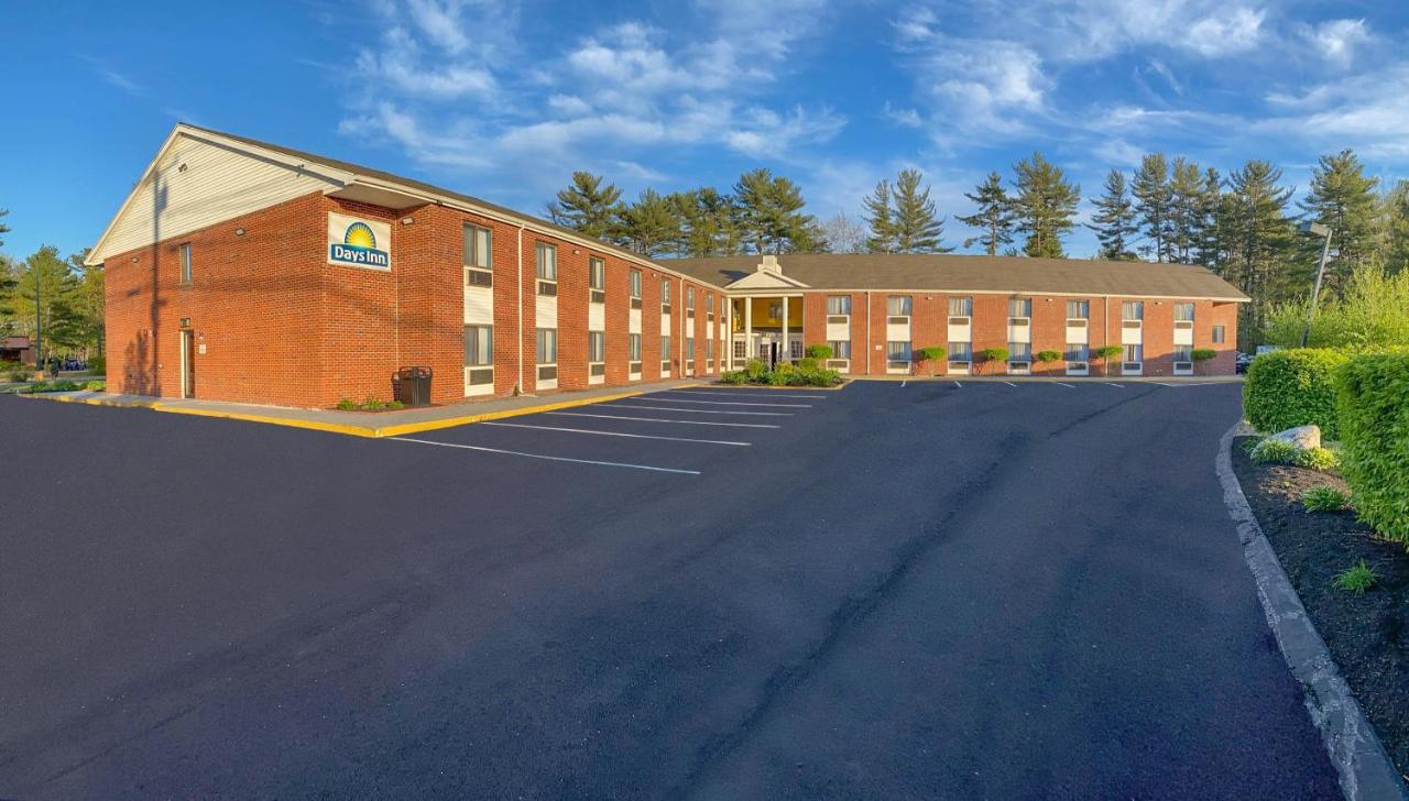 Days Inn by Wyndham Brunswick Bath Area Exterior foto