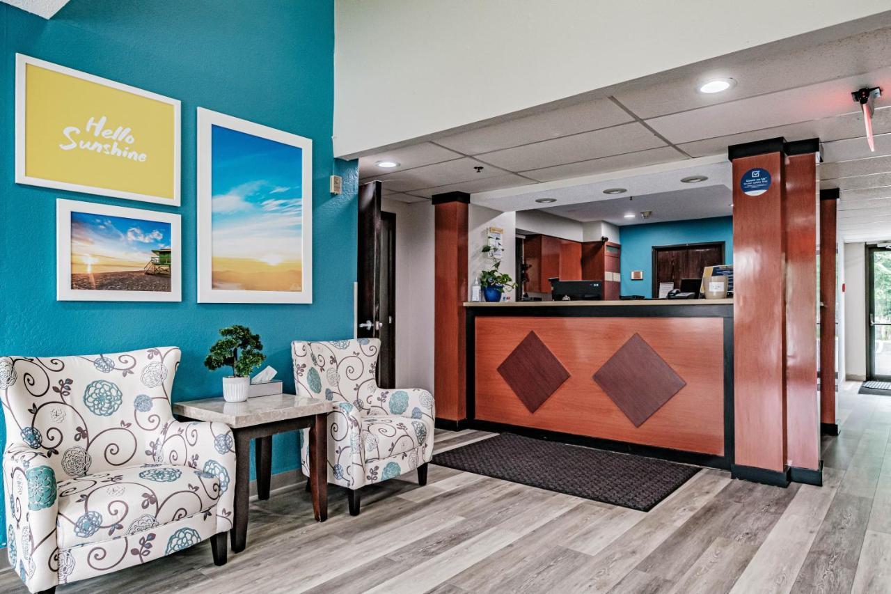 Days Inn by Wyndham Brunswick Bath Area Exterior foto
